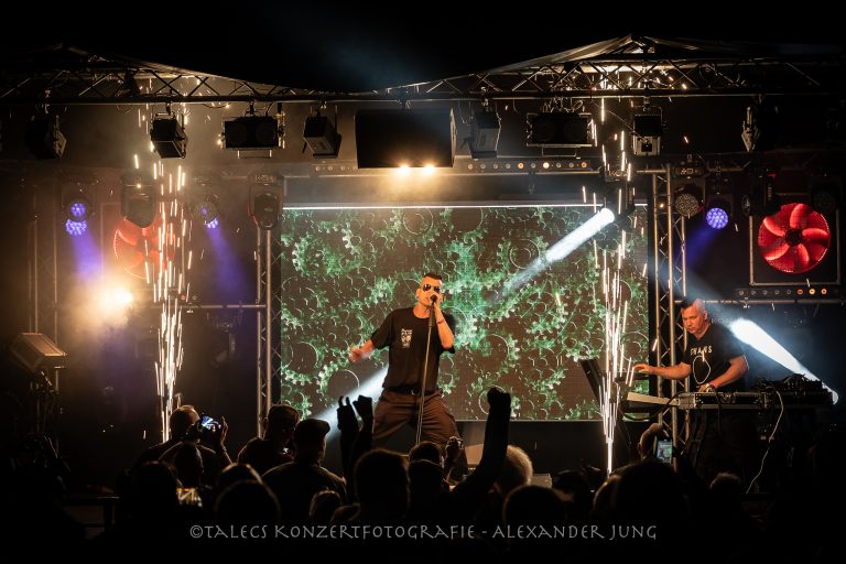 Plastikstrom